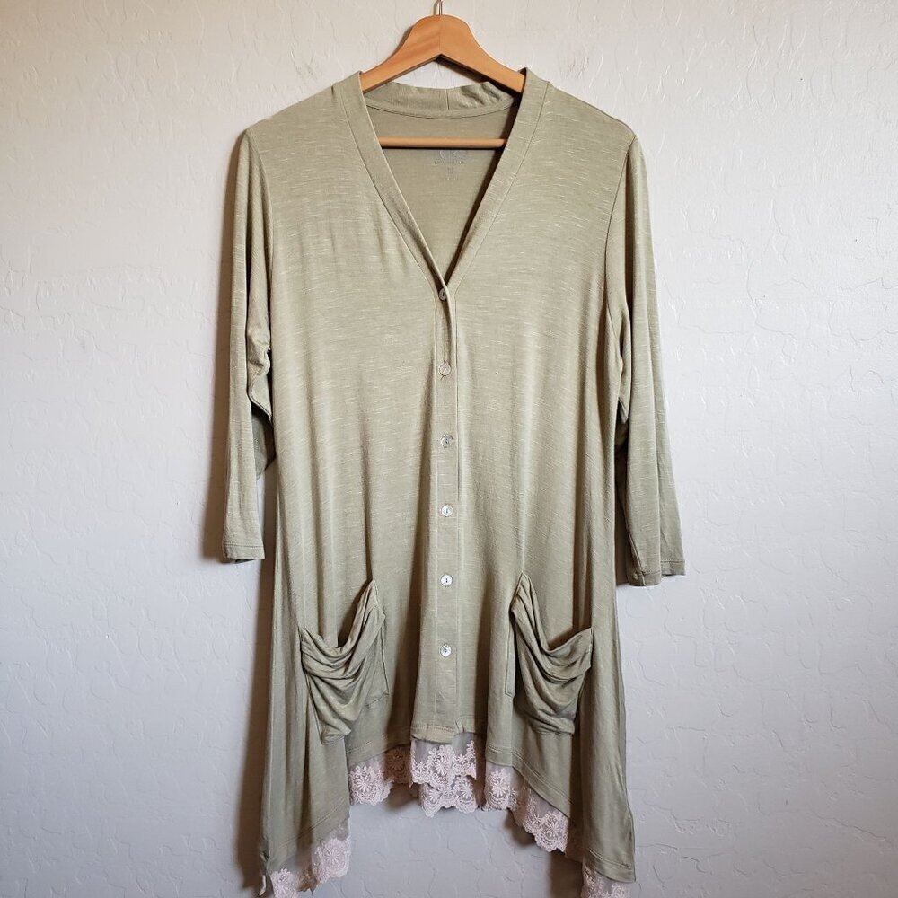LOGO by Lori Goldstein Longline Jersey Knit Cardigan Lace Sharkbite Hem Medium